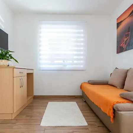 And Jeselnik Guest house Portoroz