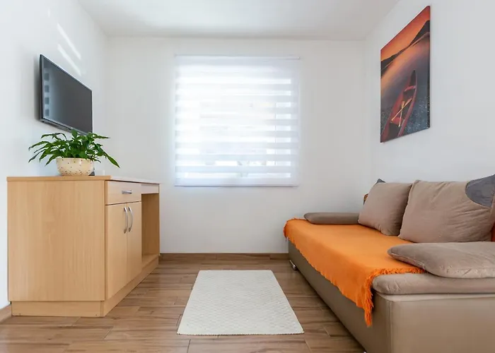 And Jeselnik بيت ضيافة بورتوروز