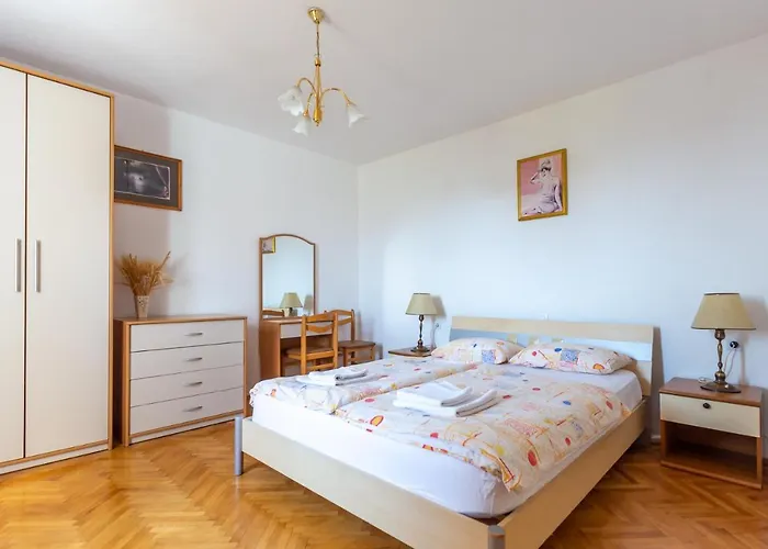 بيت ضيافة And Jeselnik 2*